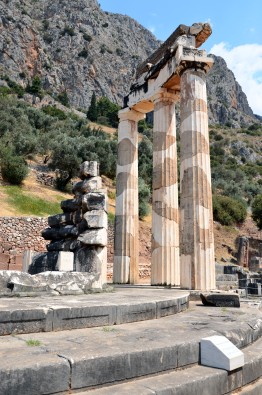 Grecia - Tempio di Atena a Delfi