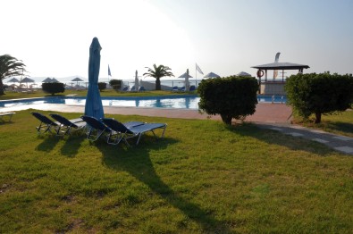 Grecia - Piscina del Hotel Leonanti