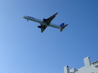 Ibiza - Aereo in fase di atterraggio