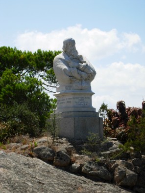 Caprera - Busto di Garibaldi